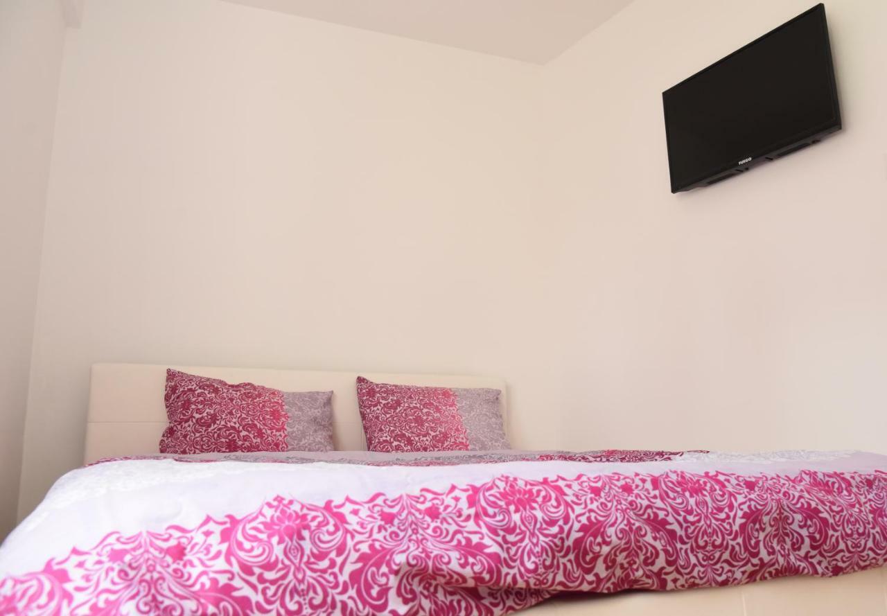Kiara Apartments Скопье Экстерьер фото